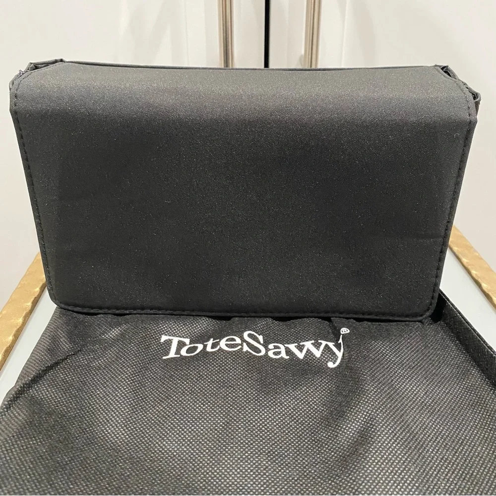 ToteSavvy Change Kit Cross body bag